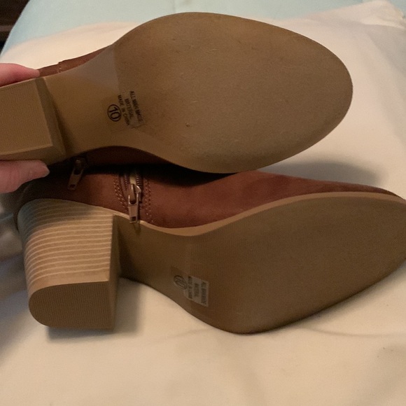 City Classified brand boots - Picture 3 of 3